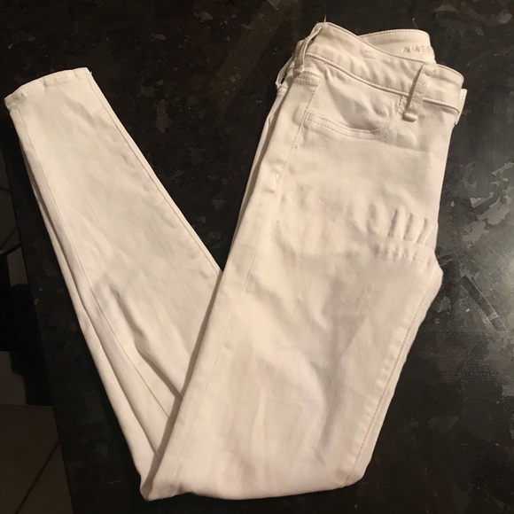 American Eagle Outfitters Denim - American Eagle white jegging